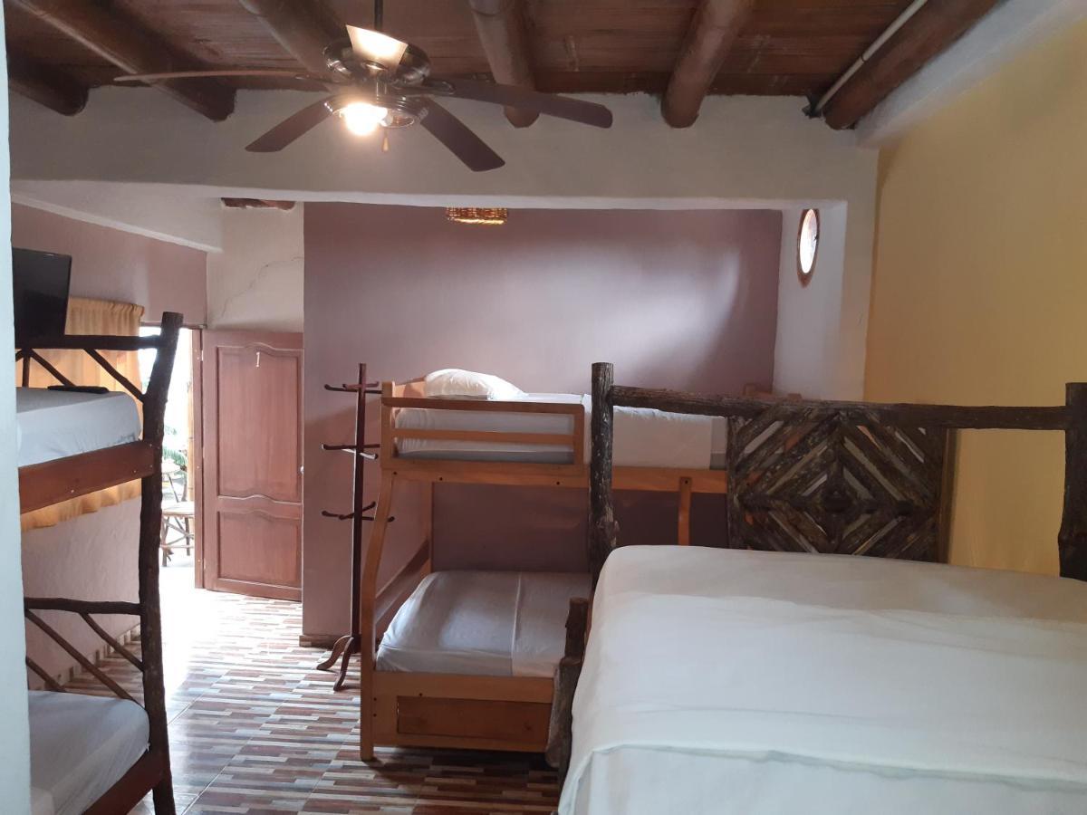 Weekendhostal Montañita المظهر الخارجي الصورة