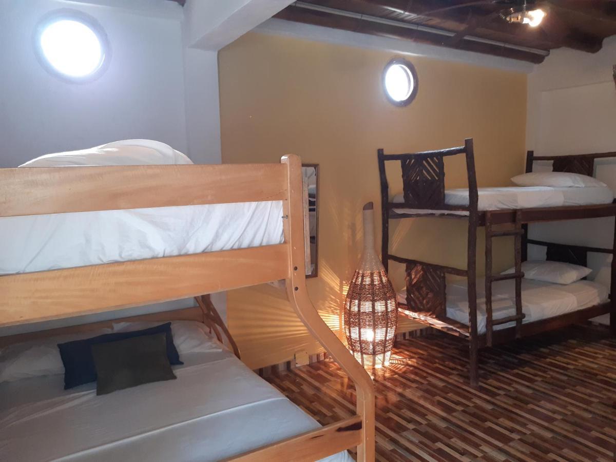 The Weekend Hostal Montañita المظهر الخارجي الصورة
