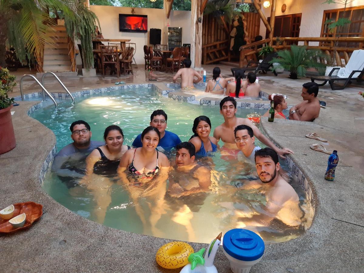 Weekendhostal Montañita المظهر الخارجي الصورة
