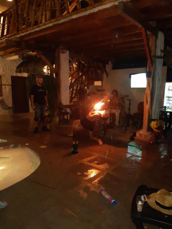 Weekendhostal Montañita المظهر الخارجي الصورة